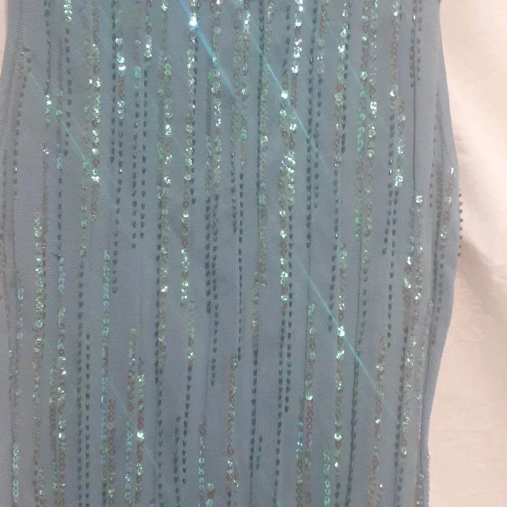 Optimum Nostalgic Women’s Aqua color no sleeves with shiny very small beats - Picture 3 of 6